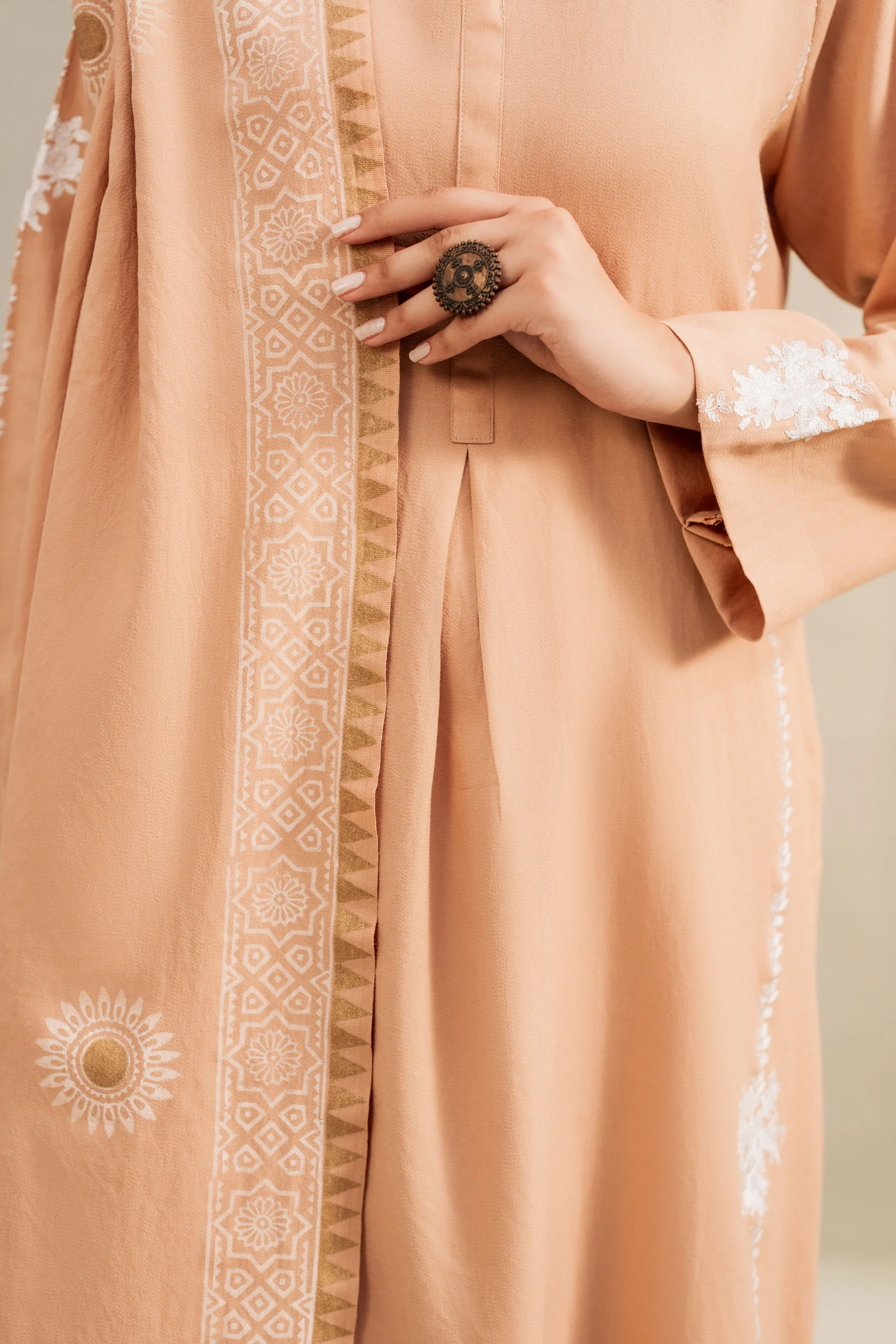 AW-142 Unstitched - Image 4