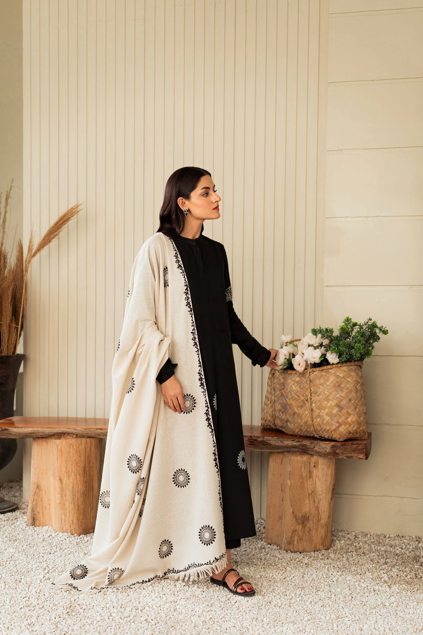 Shawl AW-93 - Image 3